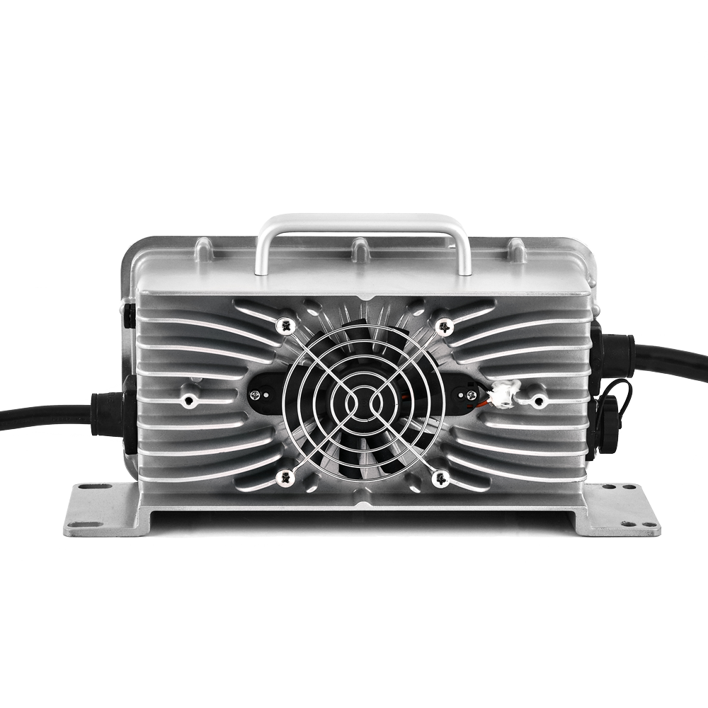 ゴルフカート用バッテリー充電器